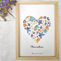 Tableau herbier fête des mères personnalisable motif coeur en fleurs séchées d'Auvergne bleu et orange