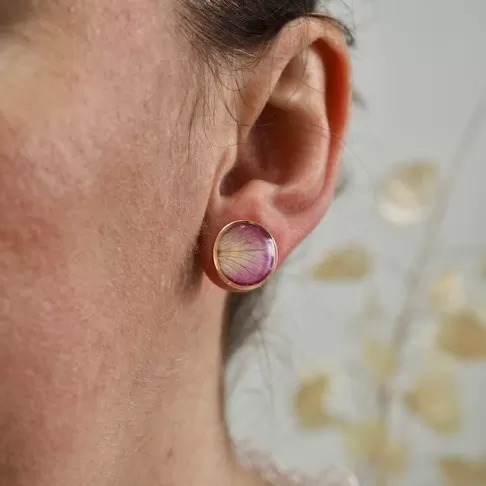 Boucle 2 en 1 en acier inoxydable doré avec inclusion de pétale de rose portées