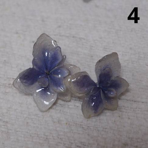 Boucles d’oreille fleur 3D de fleurs d'hortensias bleues - 4