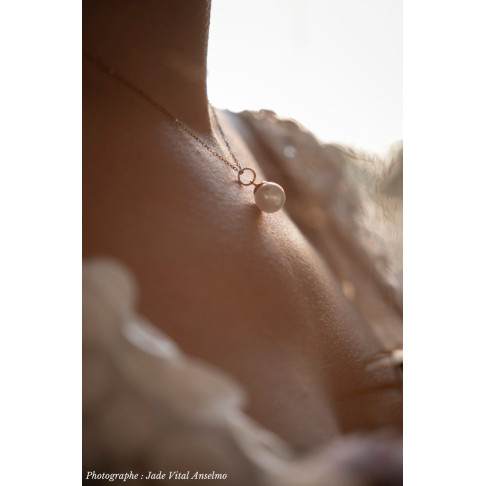 Collier de dos en fleurs de carotte sauvage pour dos nu de robe de mariée - chaine réglable - Photo Jade Vital Anselmo