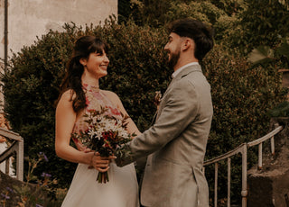 Herbier, bijou en résine, bouquet séché : quelle conservation choisir pour son bouquet de mariée ?