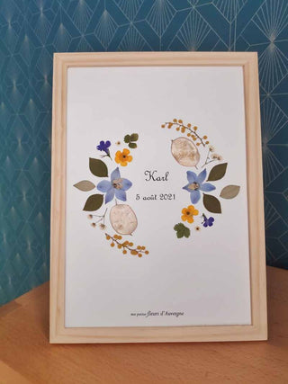 Herbier demi-cercles en fleurs séchées d'Auvergne avec prénom de bébé et date de naissance, fleurs et végétaux d'Auvergne