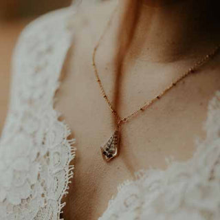 Collier avec feuille de fougère verte - Collier fleur - bijoux vraies fleurs à Clermont