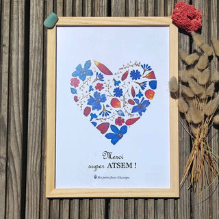 Tirage d'art personnalisable de l'herbier coeur bleu et rouge en fleurs séchées d'Auvergne  - 2