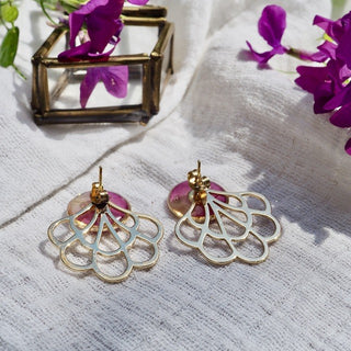 Boucles d'oreille 2 en 1 pétales de rose - Bijoux en vraies fleurs Clermont