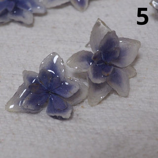 Boucles d’oreille fleur 3D de fleurs  d'hortensias bleues - 5