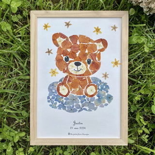 Tableau herbier d'un ourson en fleurs séchées cueillies en Auvergne, personnalisable - cadre fleurs