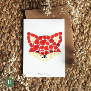 Carte postale en fleurs séchées d'Auvergne d'un petit renard