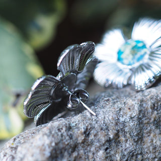 bijou fleuri - Boucles d'oreilles argentées avec fleurs de carotte sauvage, émeraude