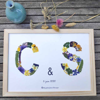 Tableau Herbier format A4 avec 2 initiales, C et S violet et jaune en fleurs d'Auvergne - Herbier personnalisable - cadre fleurs