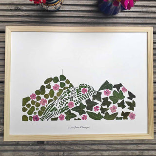 Tableau Herbier Puy-de-Dôme personnalisable avec des feuilles et fleurs rouges d'Auvergne, cueillis dans mon jardin - 5