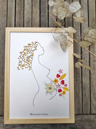 Tableau Herbier d'une femme enceinte en fleurs d'Auvergne dans les tons rouge et jaune - cadre fleurs