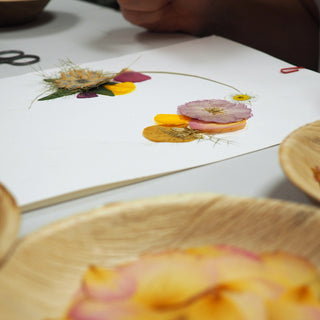 Atelier création d'herbiers avec fleurs à Chamalières