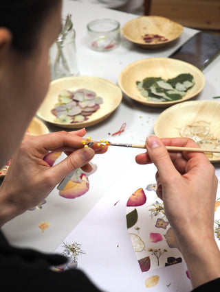 Atelier créatif - réaliser un tableau herbier avec de vraies fleurs à Clermont