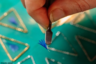 Création de bijoux en vraies fleurs d'Auvergne à Clermont